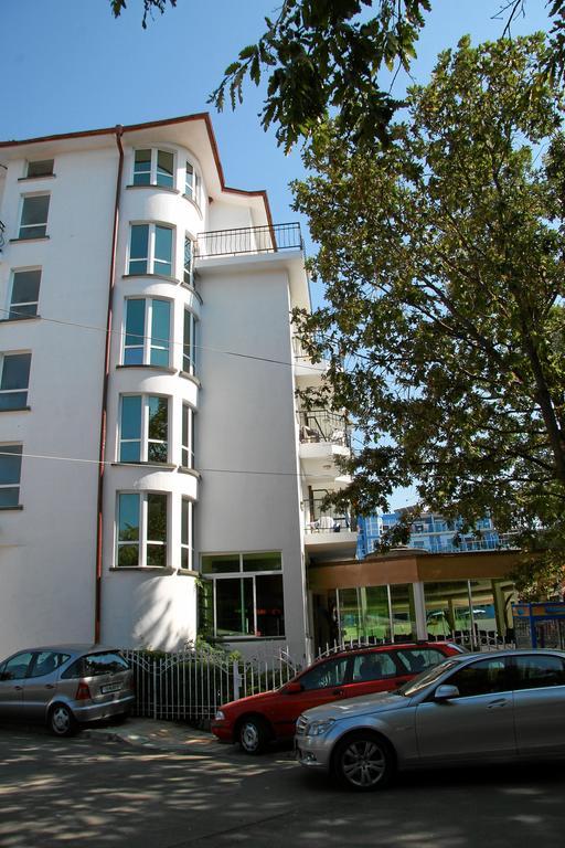 Hotel Lotos Китен Екстер'єр фото