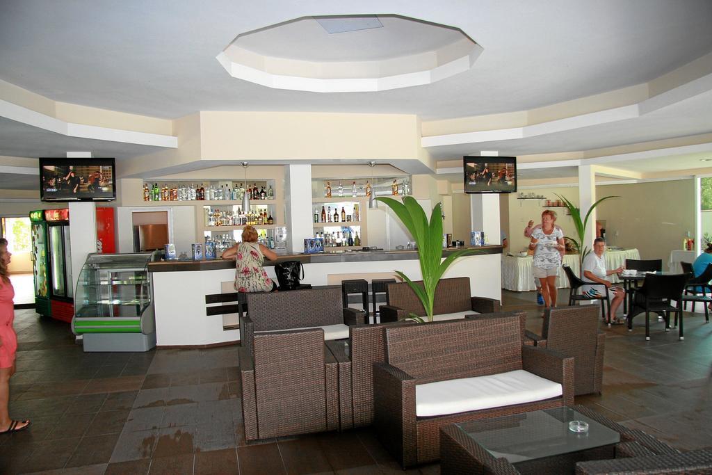 Hotel Lotos Китен Екстер'єр фото